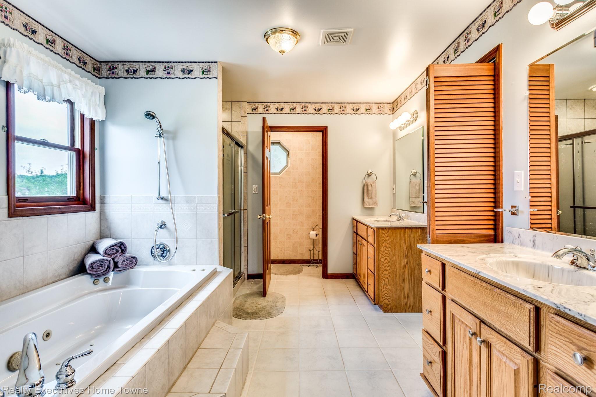 301 Pine Ridge Road St. Clair, MI 48079 - Photo 25 of 72 301 Pine Ridge Rd-22.JPG