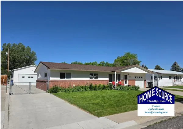 $265,000 | 1006 Elk Drive, Riverton, WY 82501