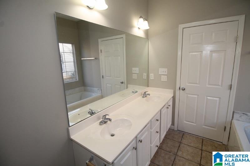 8164 Becker Lane Leeds, AL 35094 - Photo 14 of 21