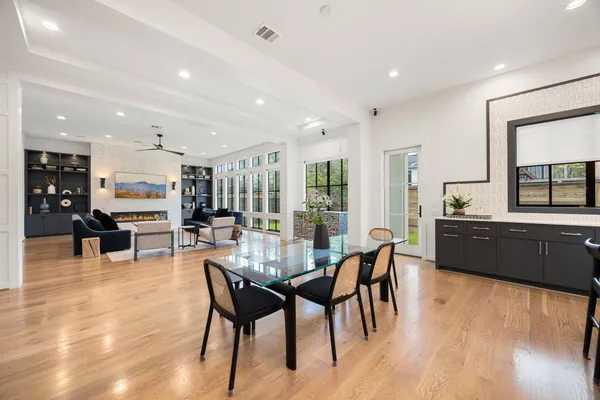 $3,000,000 | 2616 Fenwood Road, West University Place, TX 77005