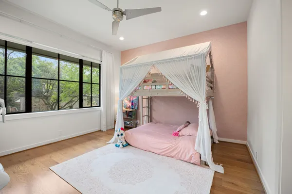$3,000,000 | 2616 Fenwood Road, West University Place, TX 77005