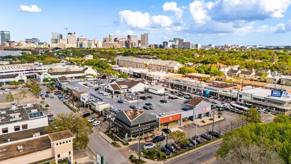 $3,000,000 | 2616 Fenwood Road, West University Place, TX 77005