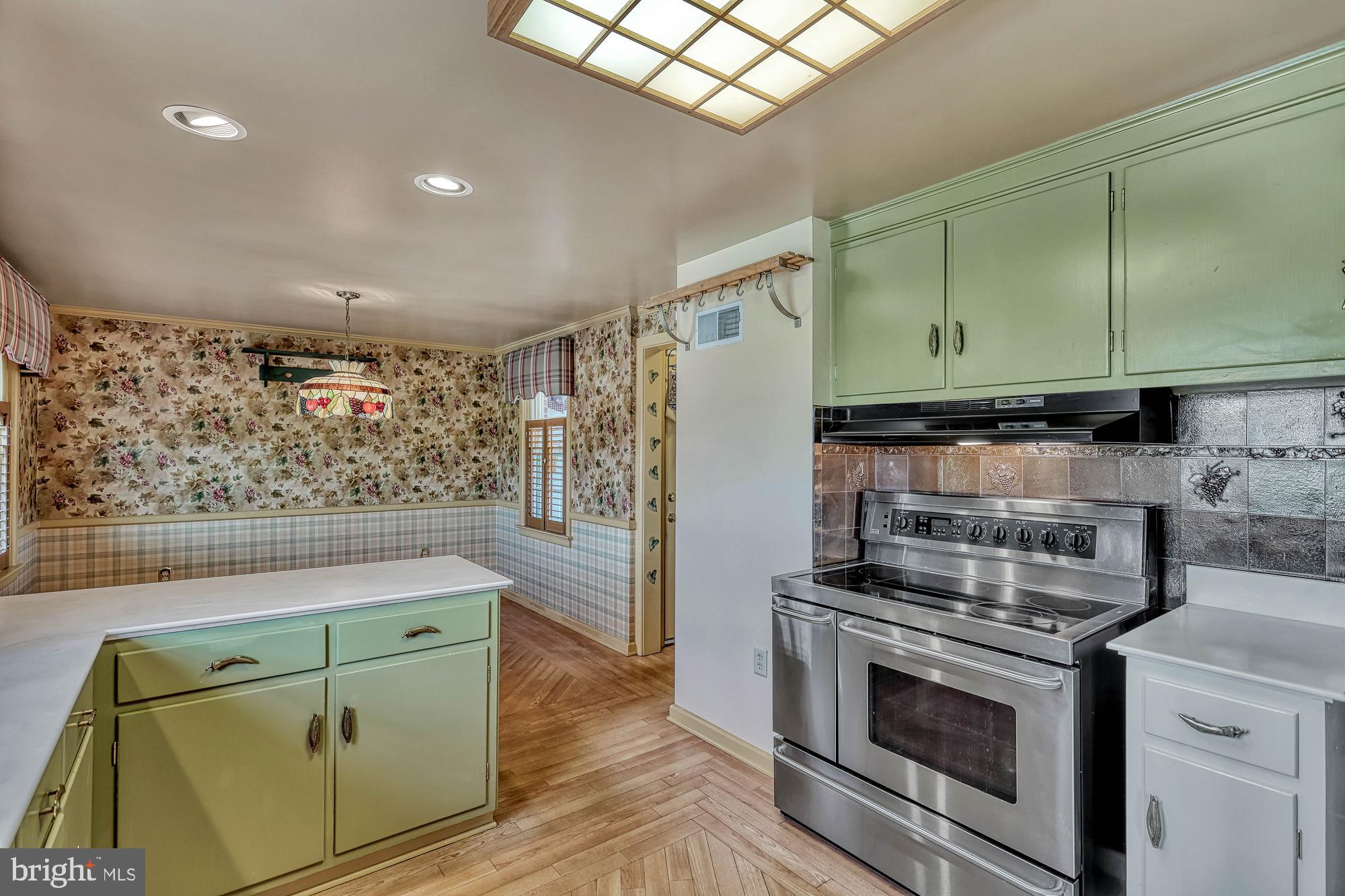 300 Richardson Road York, PA 17408 - Photo 13 of 36 Gallery Image 13