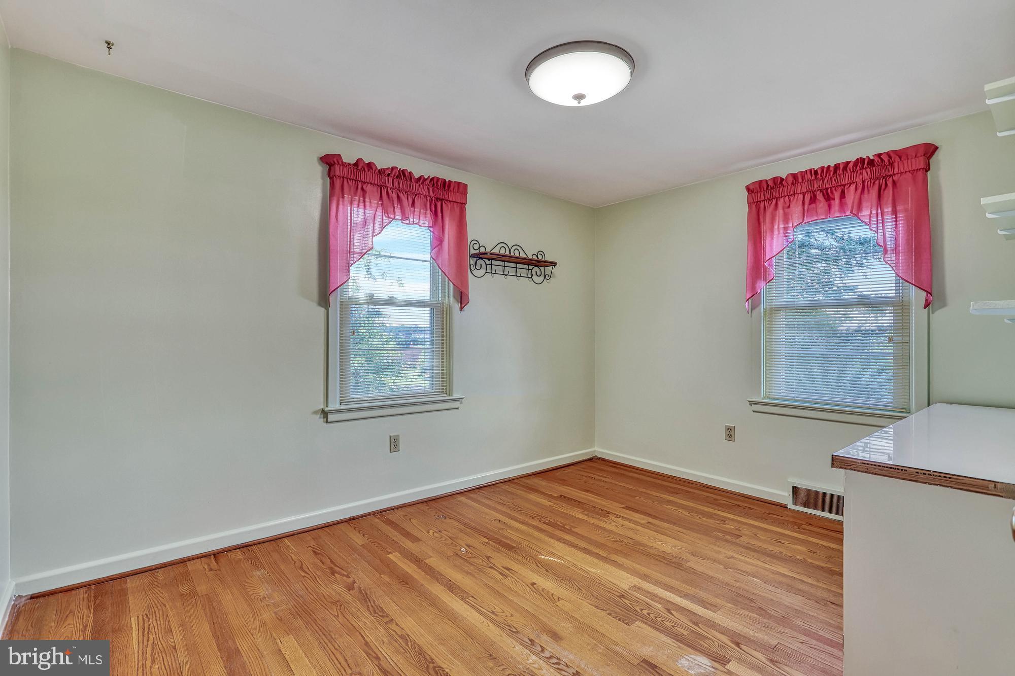 300 Richardson Road York, PA 17408 - Photo 21 of 36 2nd Bedroom