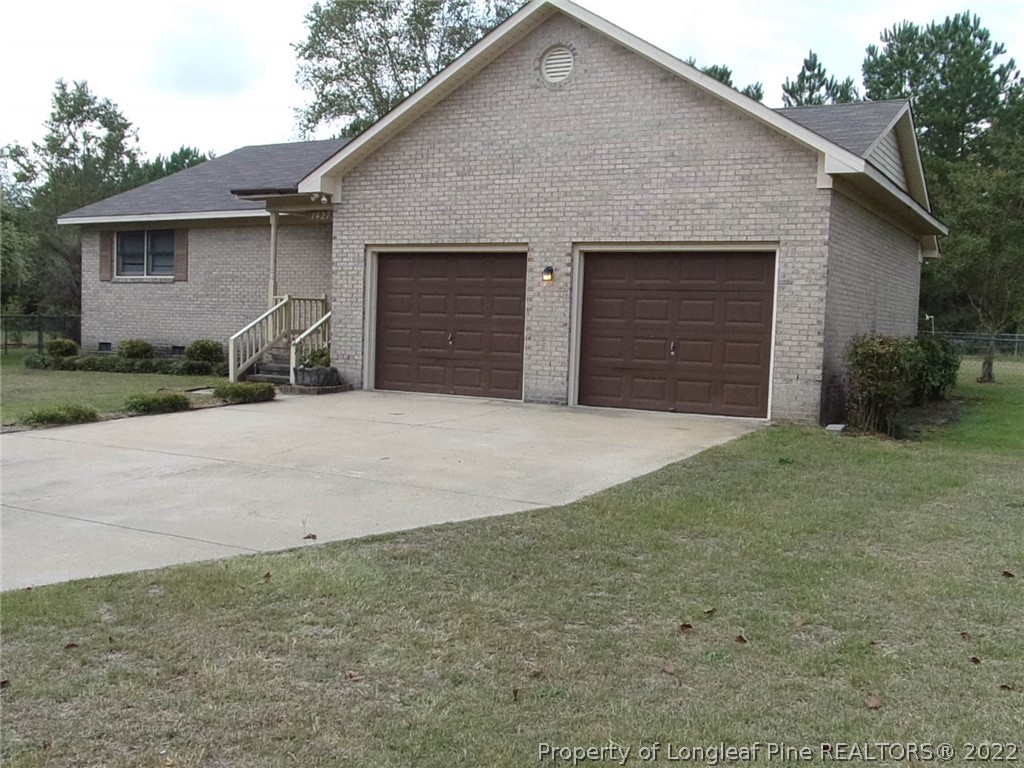 1427 Blue Road Parkton, NC 28371 - Photo 2 of 4 Gallery Image 2