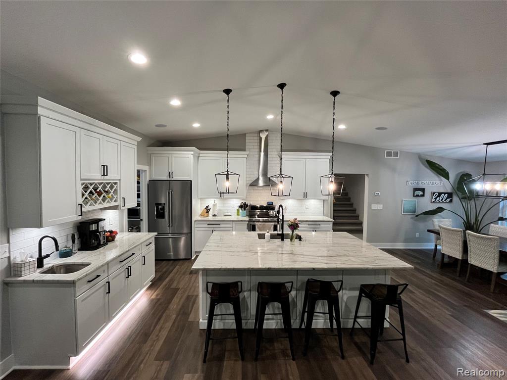 2400 North Hacker Road Howell, MI 48855 - Photo 5 of 27 Gallery Image 5