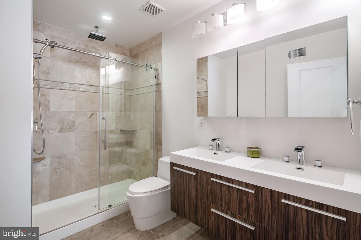 2304 Alter Street Philadelphia, PA 19146 - Photo 15 of 23