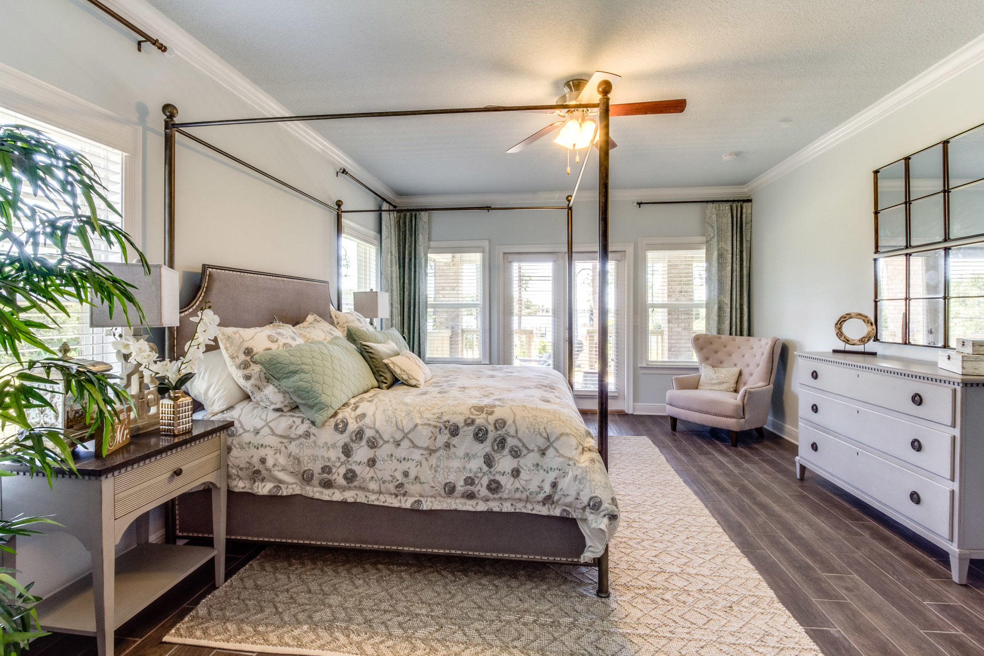 579 Golf Club Drive Santa Rosa Beach, FL 32459 - Photo 19 of 33 a bedroom with a bed couch and a window