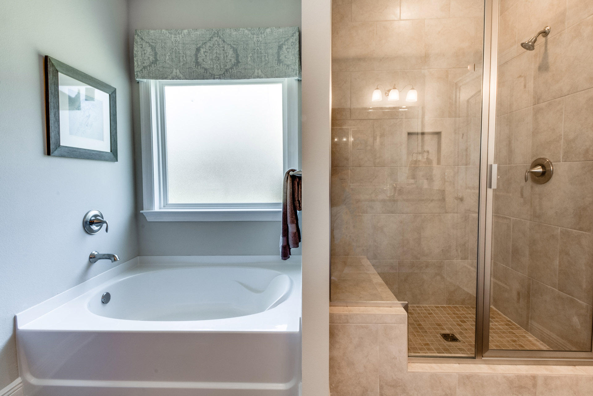 579 Golf Club Drive Santa Rosa Beach, FL 32459 - Photo 21 of 33 a white bath tub sitting next to a shower