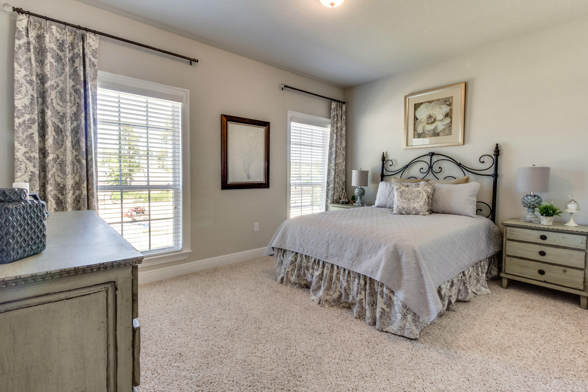 579 Golf Club Drive Santa Rosa Beach, FL 32459 - Photo 31 of 33 a bedroom with a bed and a window