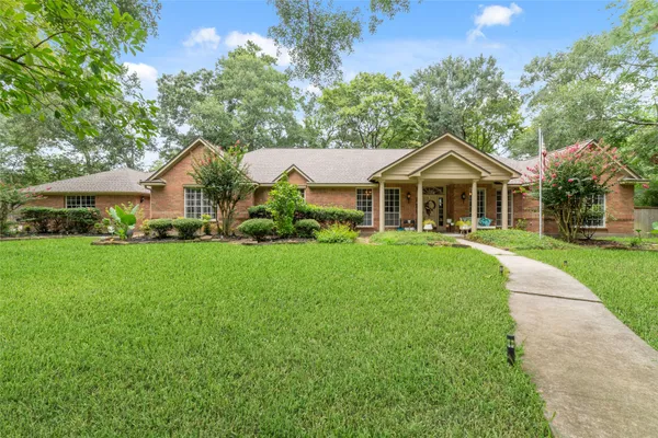 $750,000 | 13206 Lost Creek Road, Tomball, TX 77375