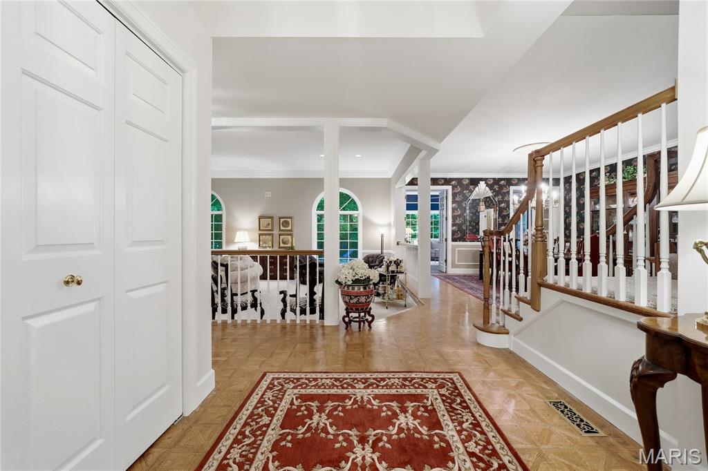 9767 Fall Ridge Trail Sunset Hills, MO 63127 - Photo 6 of 53 Gallery Image 6
