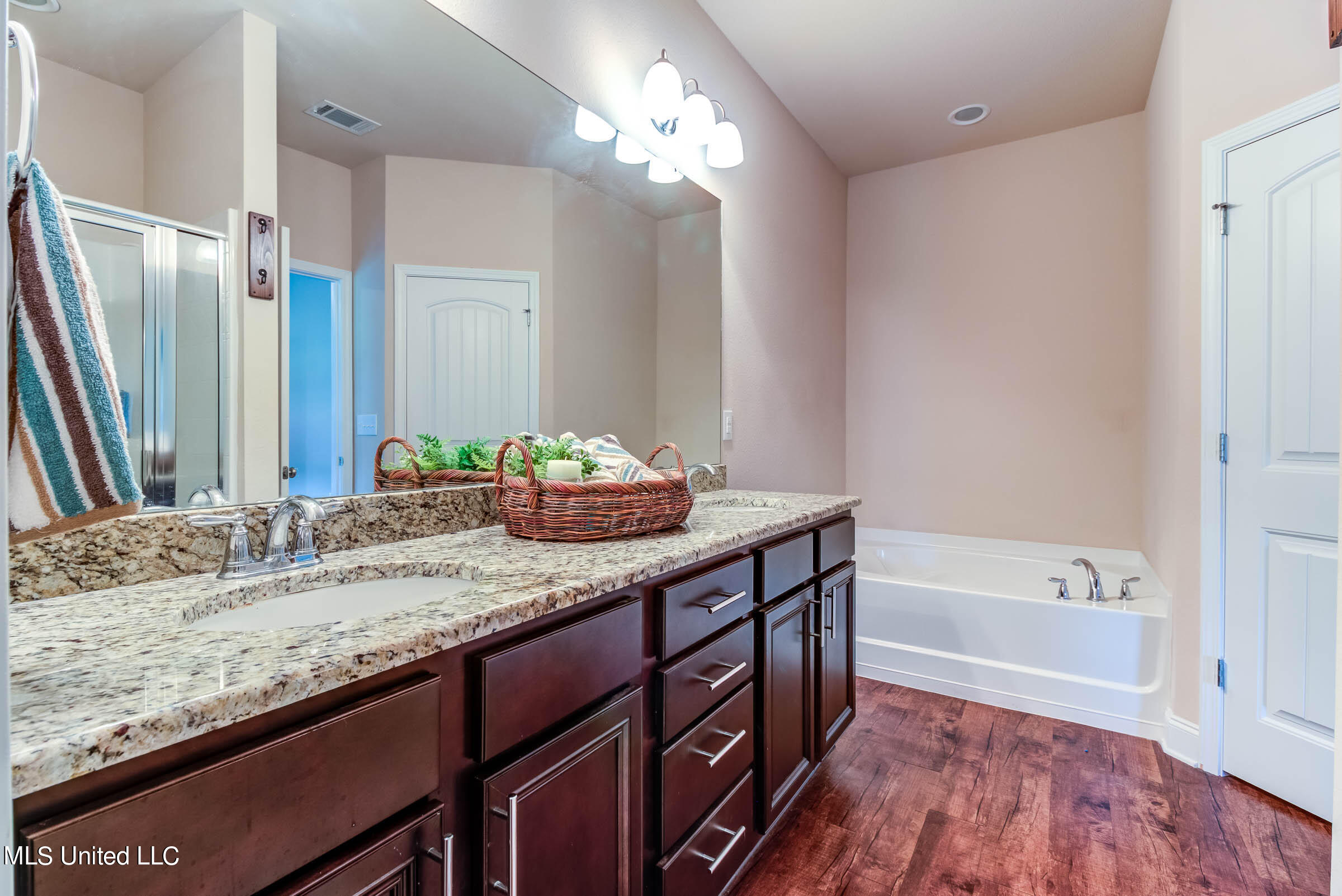 10202 Hutter Road Gulfport, MS 39503 - Photo 38 of 48 10202 Hutter Rd (35)