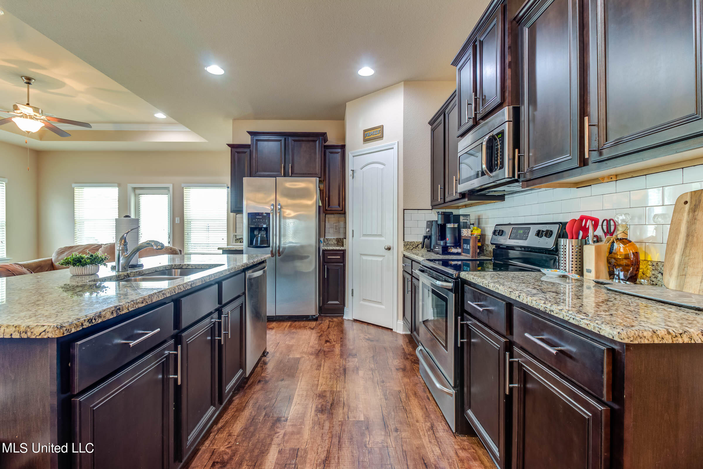 10202 Hutter Road Gulfport, MS 39503 - Photo 5 of 48 10202 Hutter Rd (7)