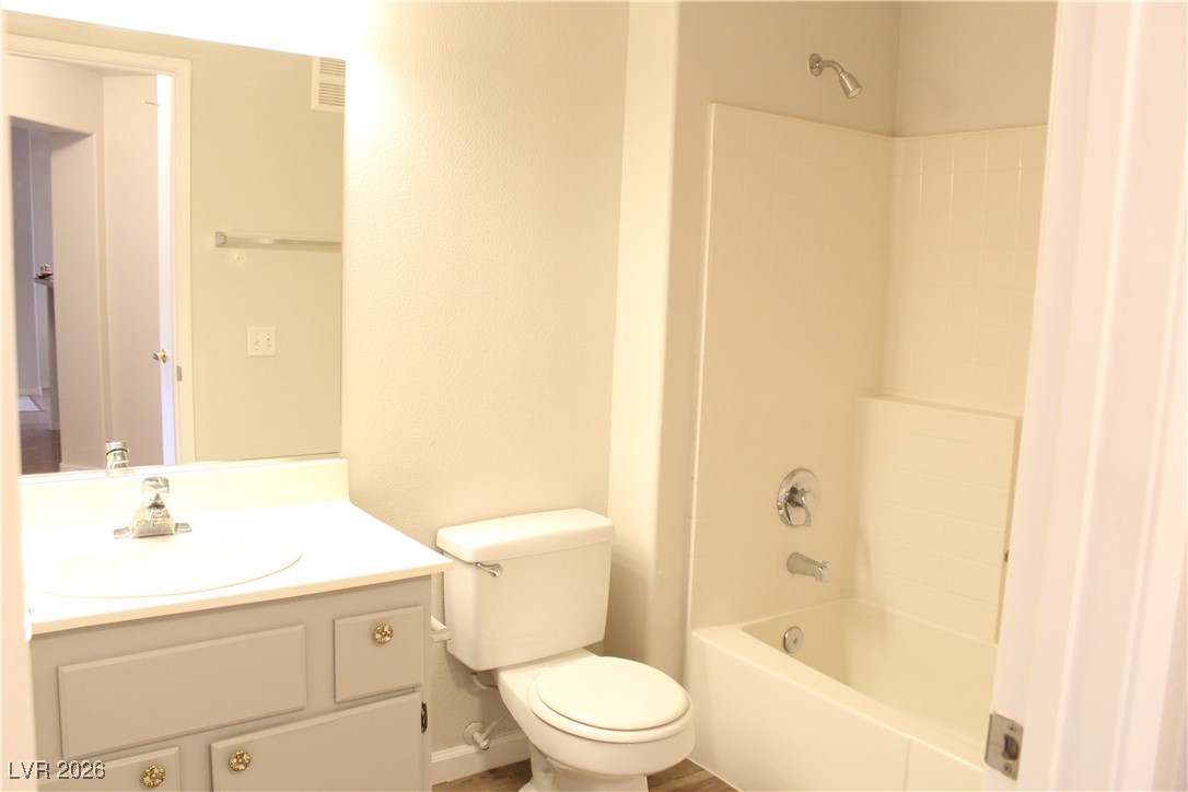 1881 West Alexander Road, Unit 2103 North Las Vegas, NV 89032 - Photo 11 of 14 2ND FULL BATHROOM