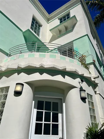 a view of front door