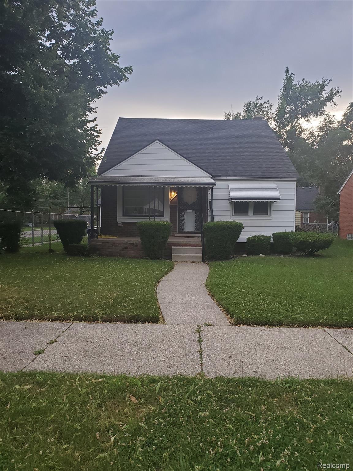 19401 Sunderland Road Detroit, MI 48219 - Photo 1 of 7 FRONT