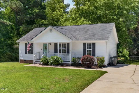 $275,000 | 217 Deep Creek Drive, Clayton, NC 27520