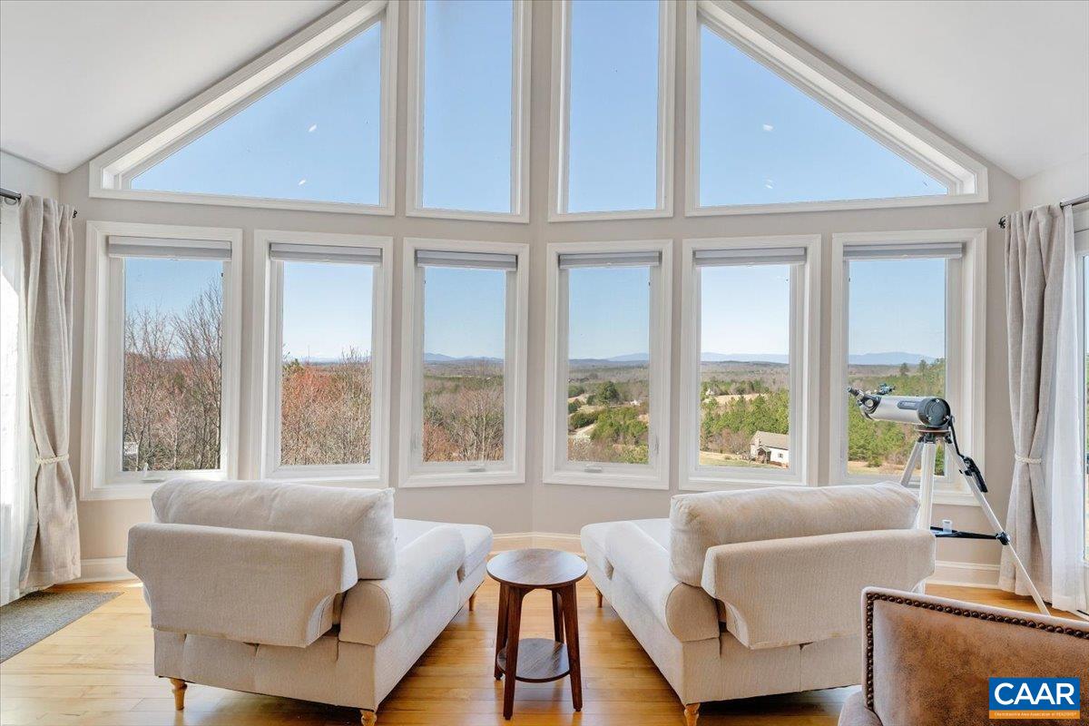 439 Gardner Farm Road Appomattox, VA 24522 - Photo 18 of 73 a living room with furniture and a window