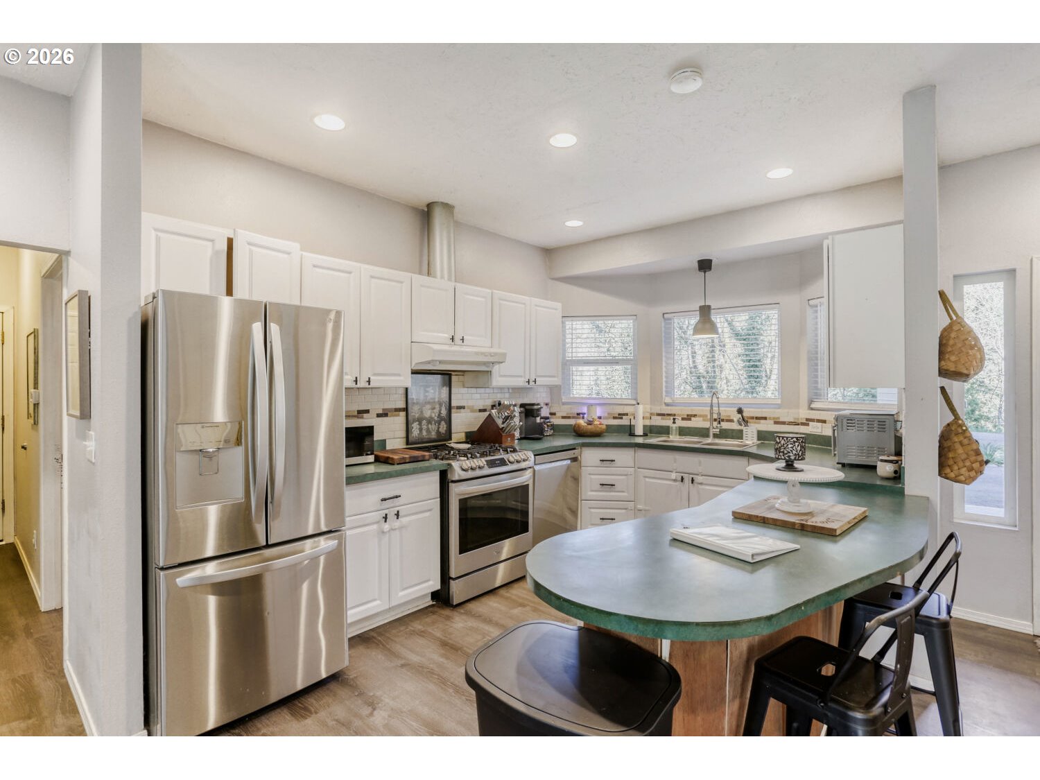 22375 South Cadonau Road Estacada, OR 97023 - Photo 27 of 38