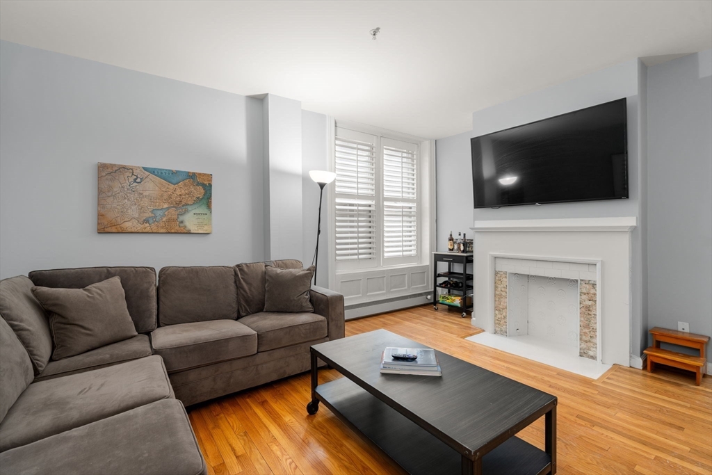 483 Beacon Street, Unit 37 Boston, MA 02115 - Photo 2 of 9
