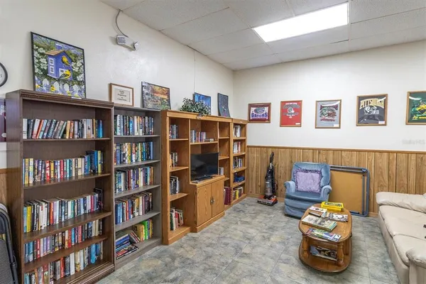 $1,100 | 4352 Tahitian Gardens Circle, Unit F, Holiday, FL 34691