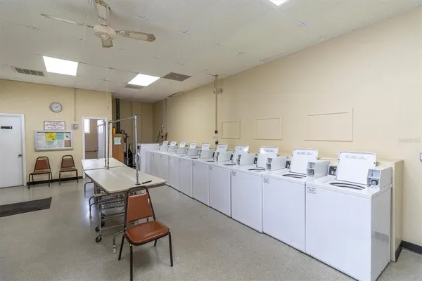 $1,100 | 4352 Tahitian Gardens Circle, Unit F, Holiday, FL 34691