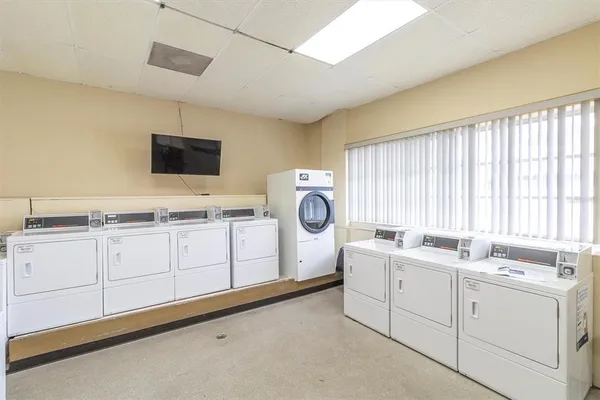 $1,100 | 4352 Tahitian Gardens Circle, Unit F, Holiday, FL 34691