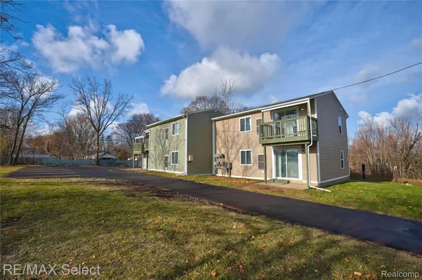 $800 | 816 Asylum Street, Flint, MI 48503