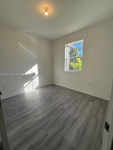 a view of a utility room