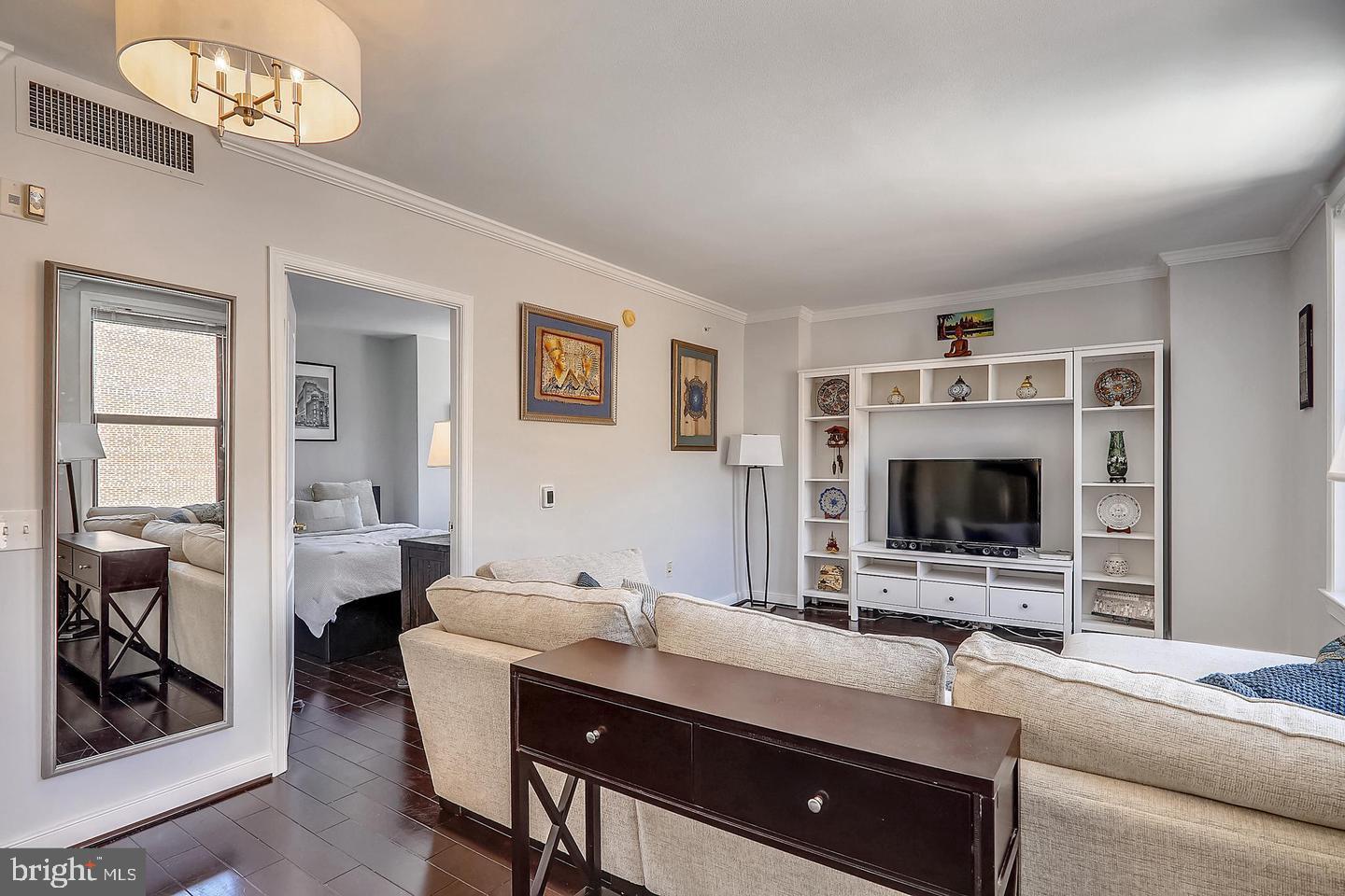 631 D Street Northwest, Unit 934 Washington, DC 20004 - Photo 2 of 68