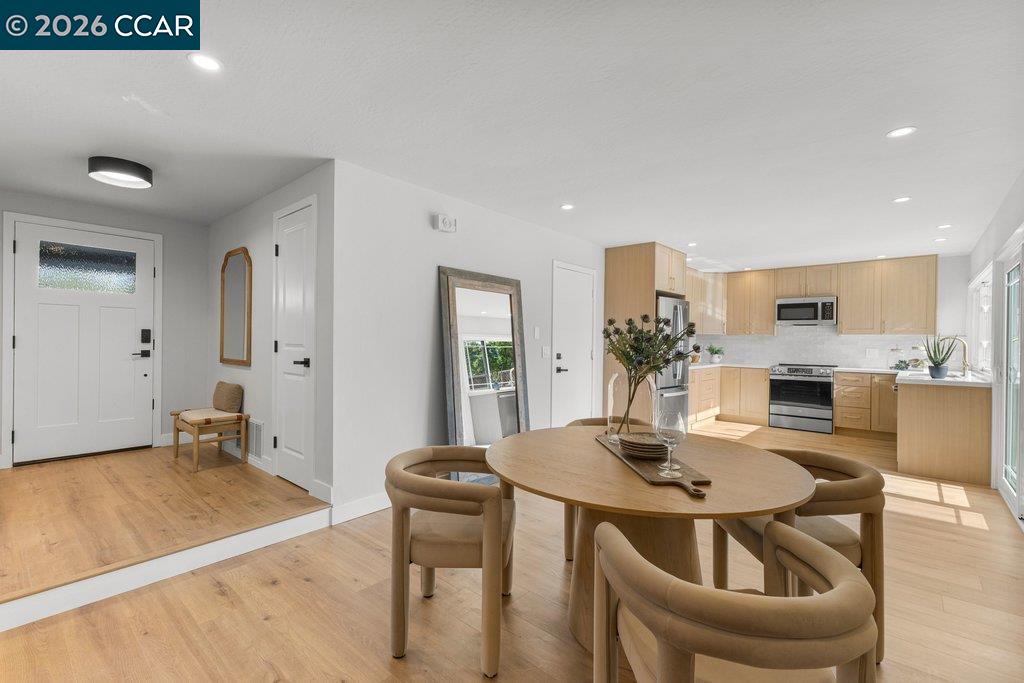 51 Sota Place San Ramon, CA 94583 - Photo 15 of 33