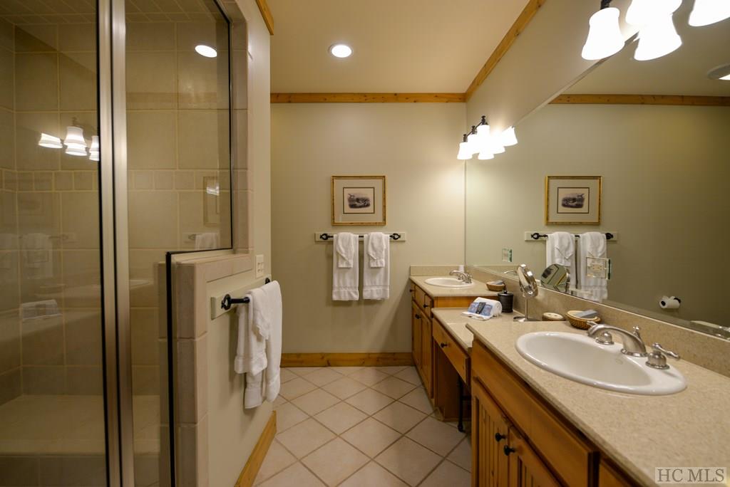 21 D On The Rocks Road Sapphire, NC 28774 - Photo 7 of 15 Gallery Image 7