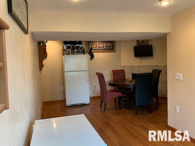 2430 Dunham Street Clinton, IA 52732 - Photo 14 of 24 Gallery Image 14