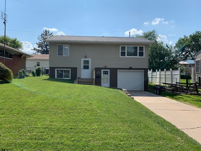 2430 Dunham Street Clinton, IA 52732 - Photo 24 of 24 Gallery Image 24
