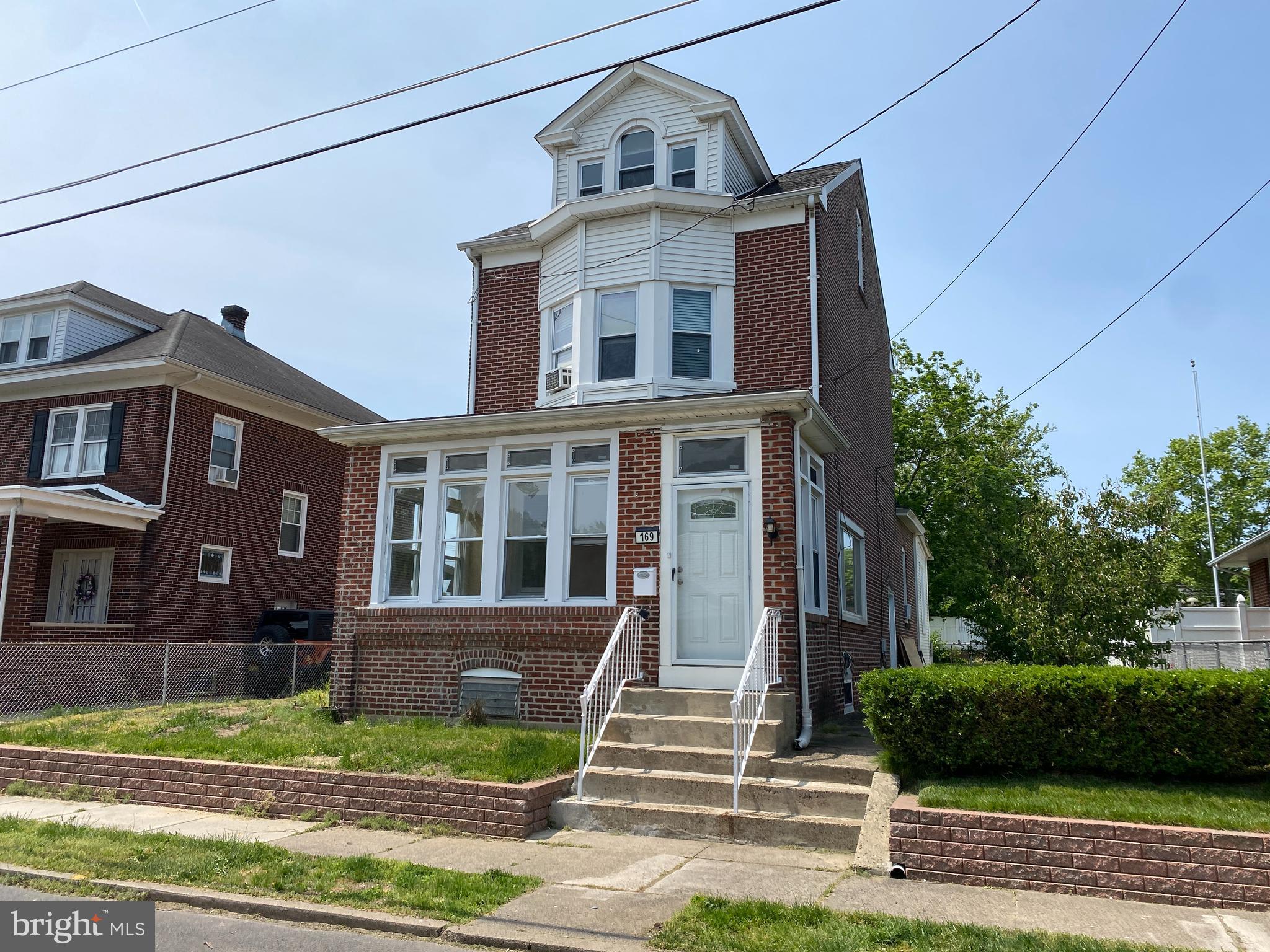 169 Kinsman Road Florence, NJ 08518 - Photo 1 of 21 Gallery Image 1