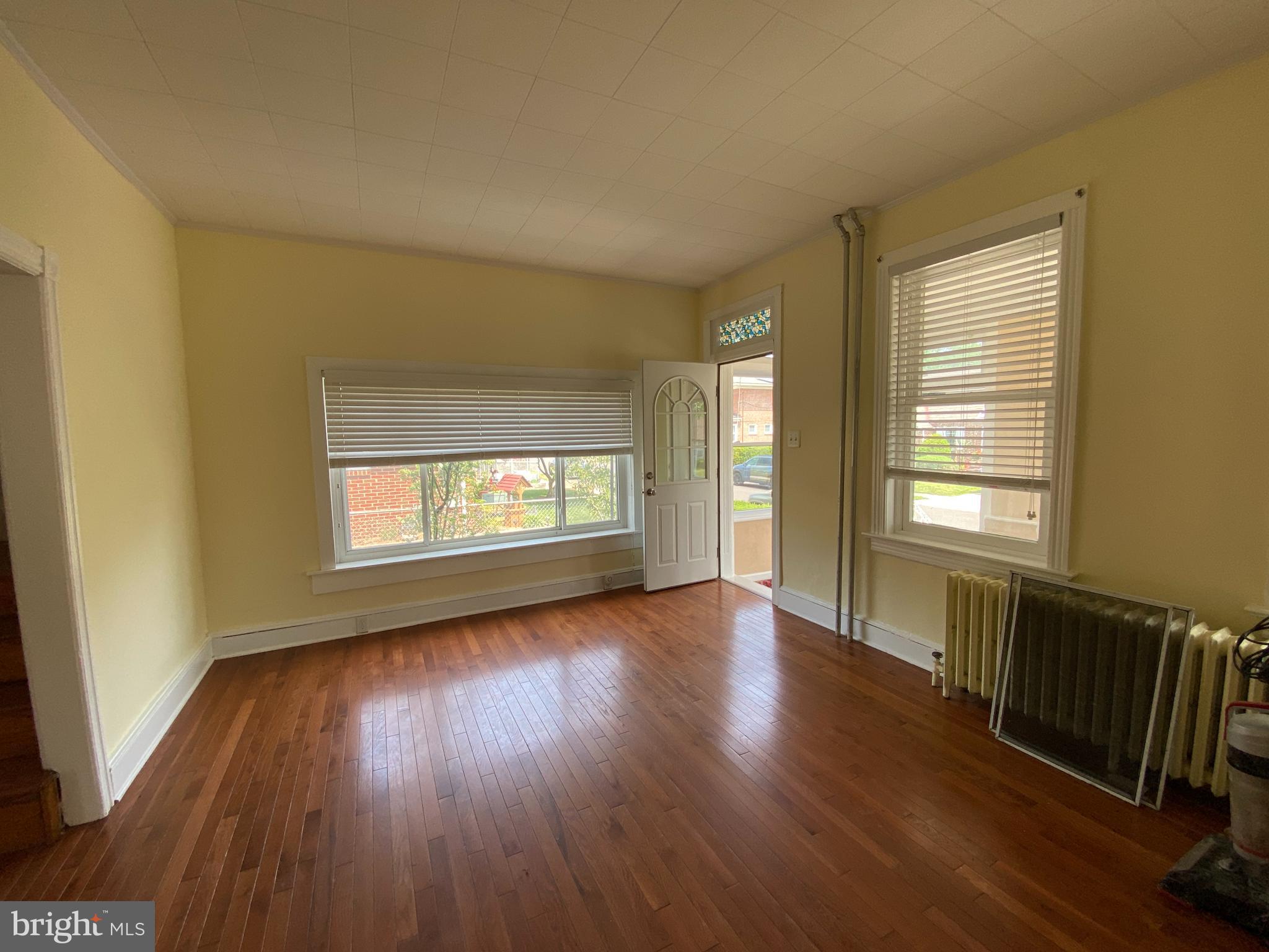 169 Kinsman Road Florence, NJ 08518 - Photo 5 of 21 Gallery Image 5