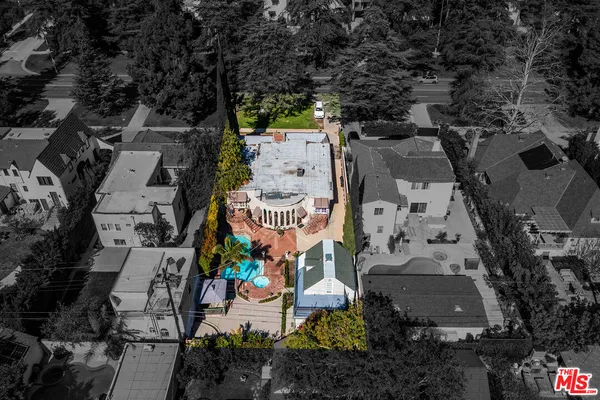 an aerial view of multiple house
