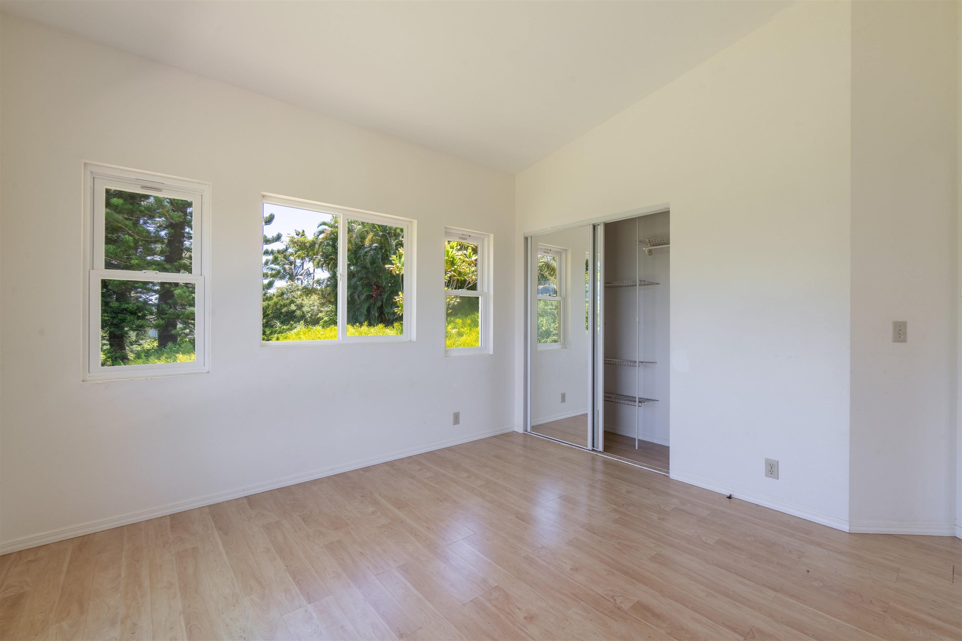 601 North Honokala Road, Unit B Haiku, HI 96708 - Photo 16 of 38