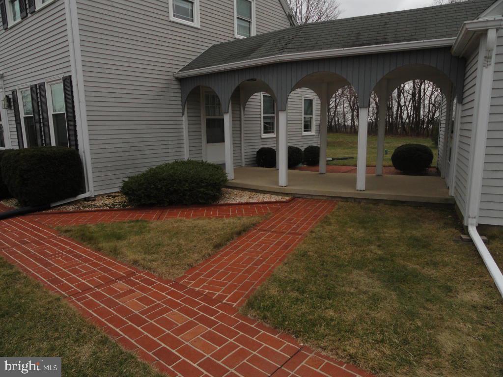 309 Clearfield Road New Providence, PA 17560 - Photo 8 of 25 Gallery Image 8