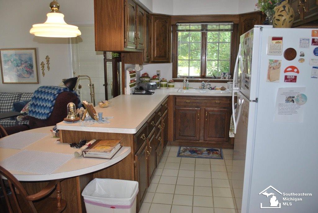 2192 East Hurd Road Monroe, MI 48162 - Photo 41 of 59 31360688-40.JPG