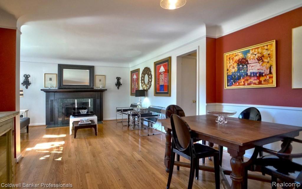 2795 Manchester Road Birmingham, MI 48009 - Photo 8 of 33 9-photo-web-1680x1050-216585.jpg