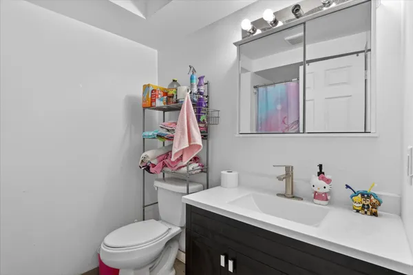 $199,900 | 236 Chestnut Avenue, Beloit, WI 53511