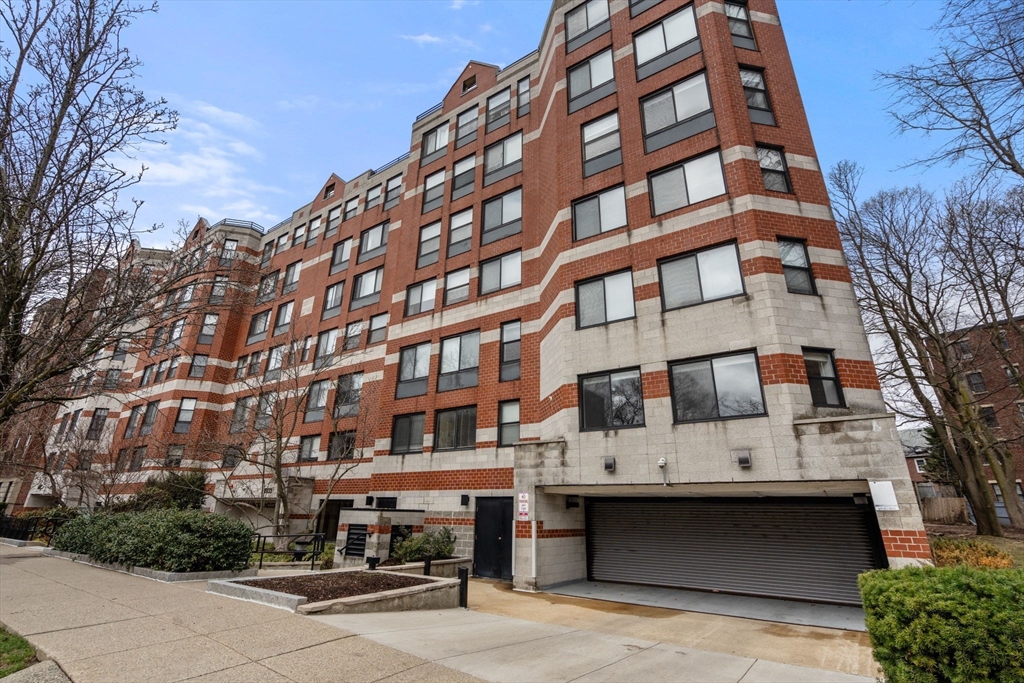 1933 Commonwealth Avenue, Unit 102 Boston, MA 02135 - Photo 15 of 20