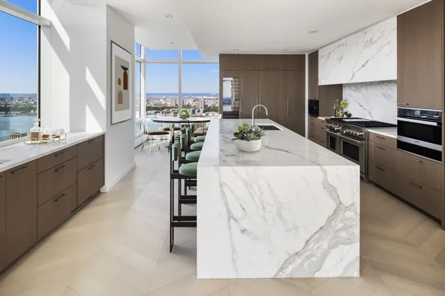 $18,495,000 | 200 Amsterdam Avenue, Unit 48 | Upper West Side