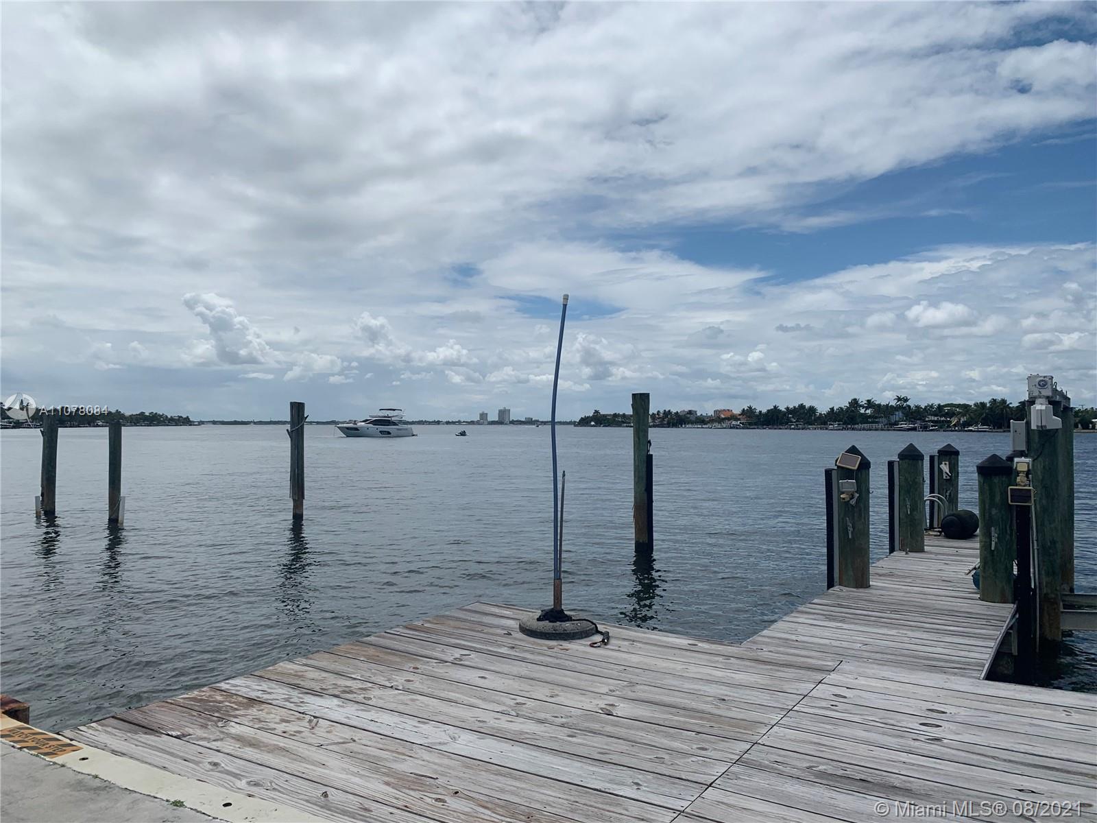 1205 North Biscayne Point Road Miami Beach, FL 33141 - Photo 22 of 31