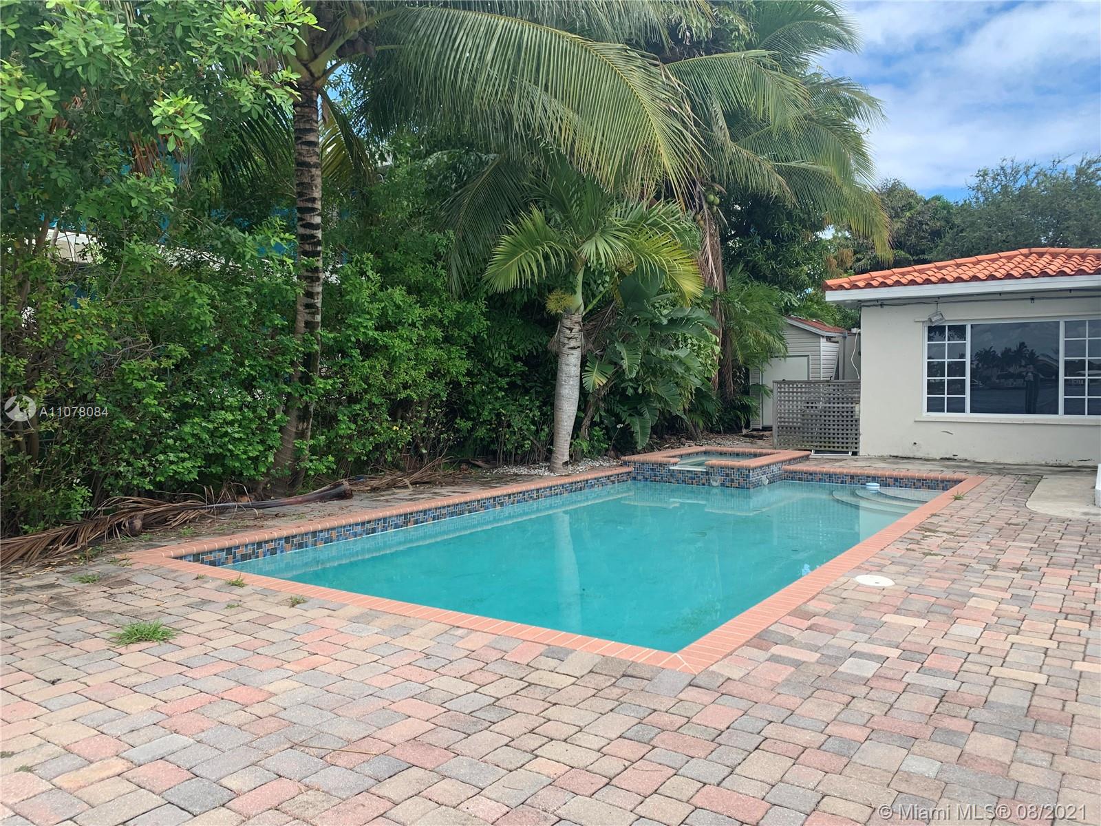 1205 North Biscayne Point Road Miami Beach, FL 33141 - Photo 24 of 31