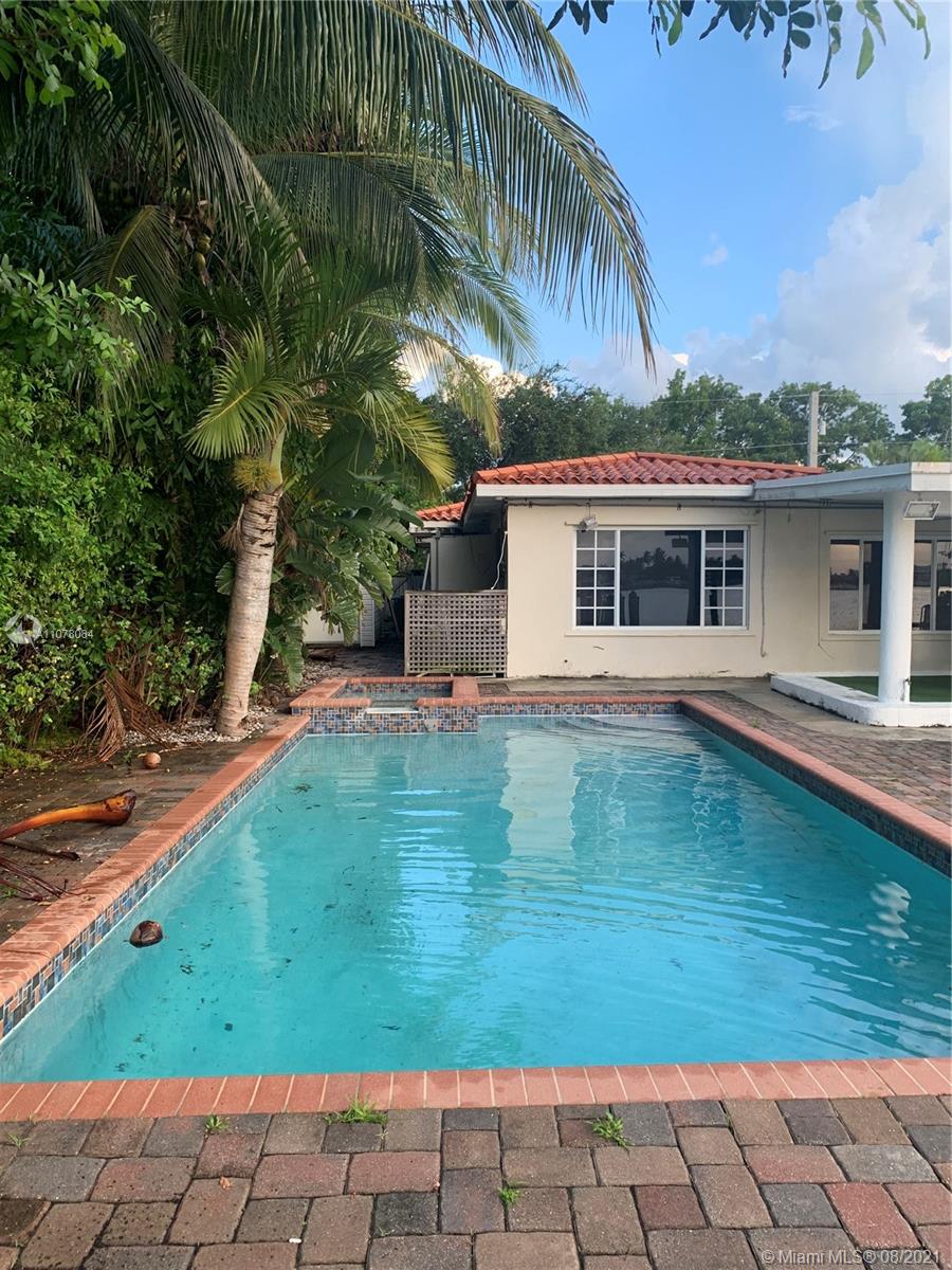 1205 North Biscayne Point Road Miami Beach, FL 33141 - Photo 29 of 31