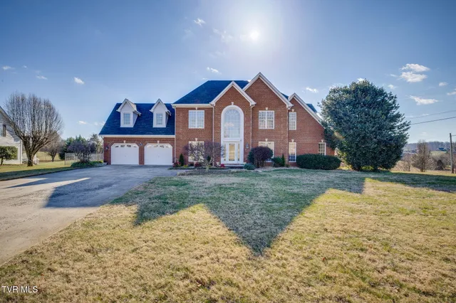 $819,000 | 100 Barefoot Landings Drive, Blountville, TN 37617