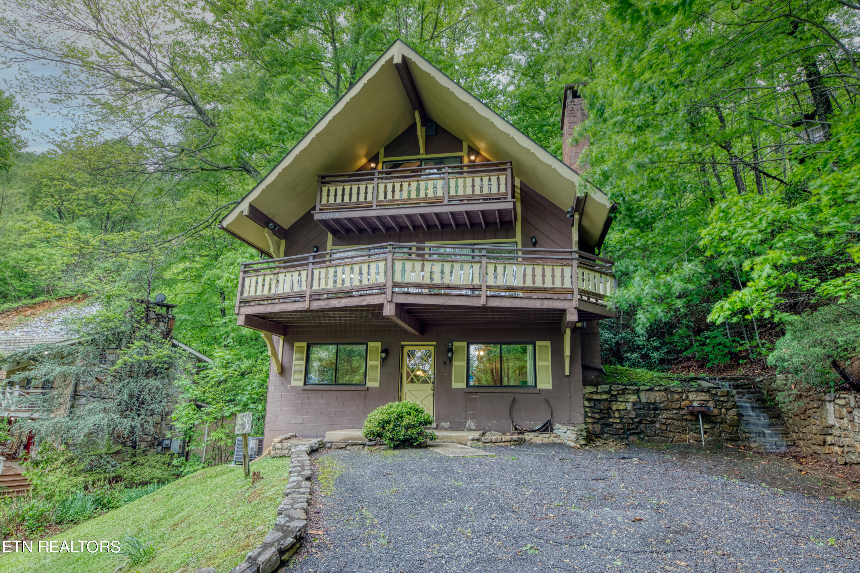 2103 North Tamins Dr  
